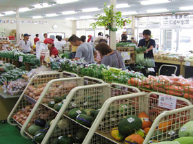 産直センター2号店（旬菜ひよし館）店内